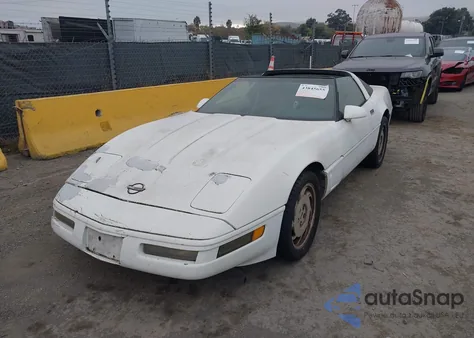 1996 Chevrolet Corvette z USA, uszkodzony, nr VIN 1G1YY22P9T5105105